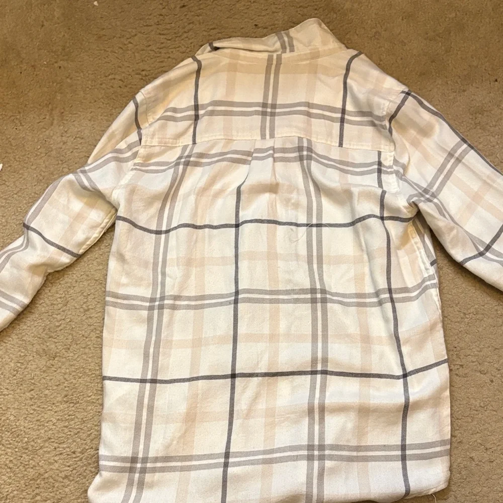 abercrombie kids Cream and Gray Plaid Button-Down Shirt - Picture 4 of 5